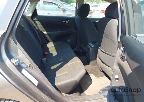 2018 Nissan Sentra S z USA, uszkodzony, nr VIN 3N1AB7AP3JY203509